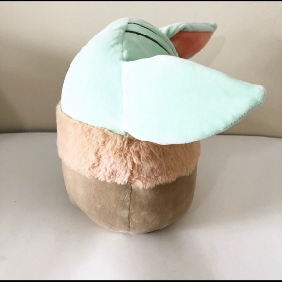LIMITED EDITION BABY YODA 10” SQUISHMALLOW… - Picture 5 of 9